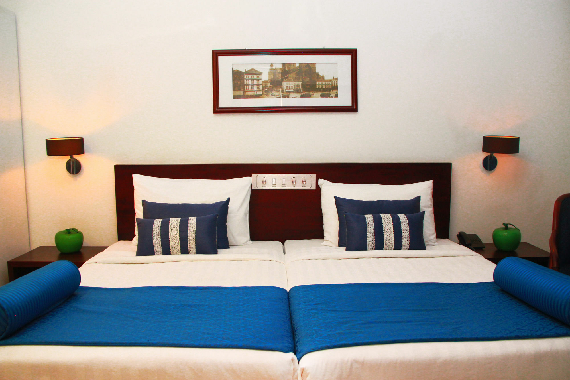 Earl'S Red Passikudah Hotel Exterior photo