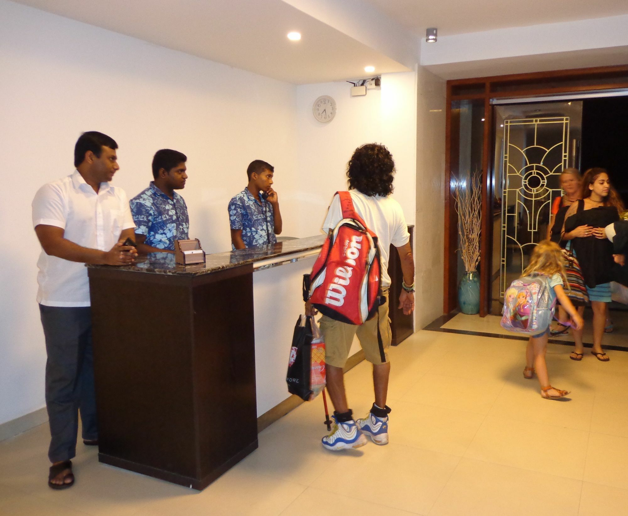 Earl'S Red Passikudah Hotel Exterior photo